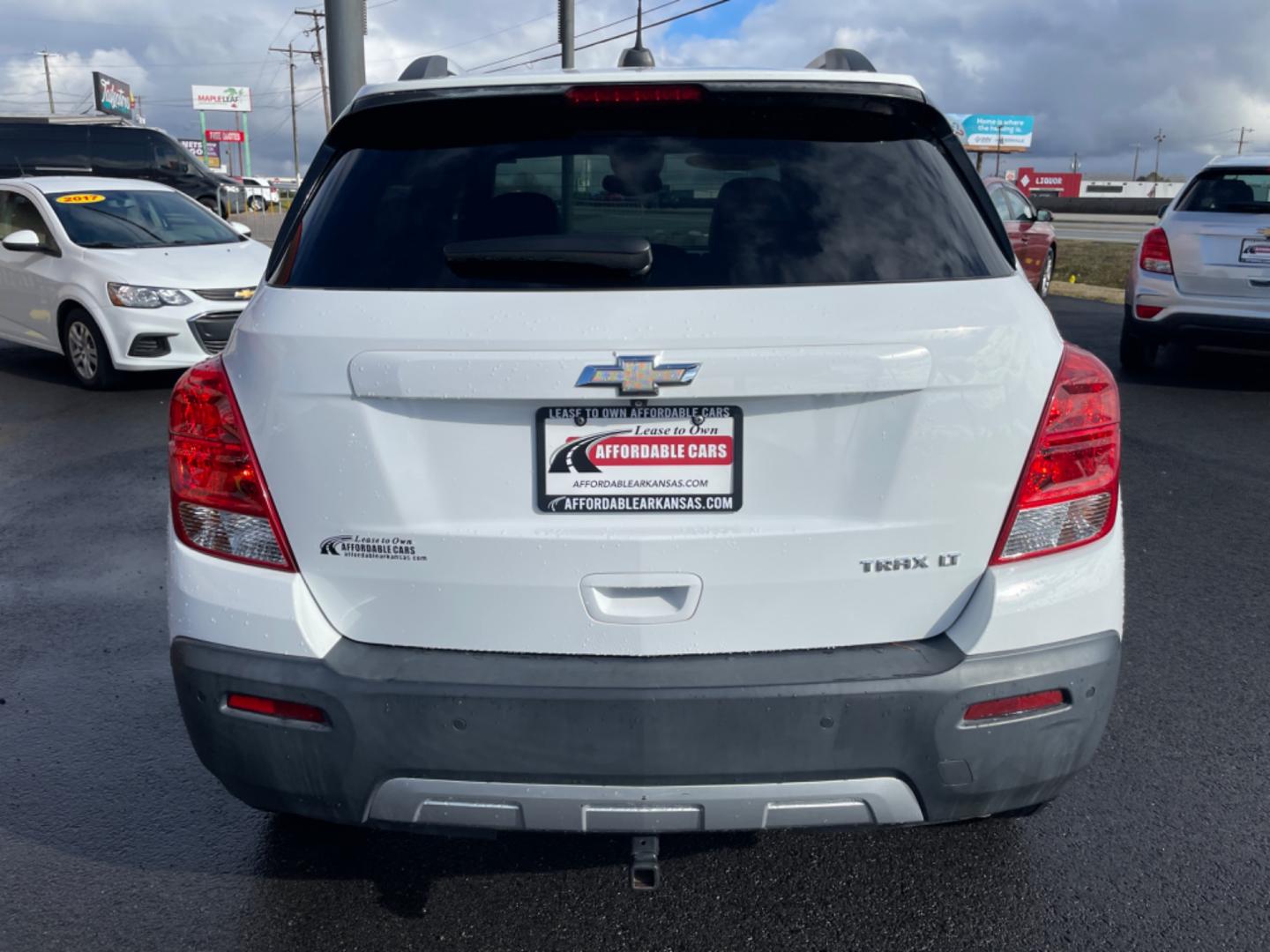 2015 White Chevrolet Trax (KL7CJLSB3FB) with an 4-Cyl, Turbo, 1.4 Liter engine, Automatic, 6-Spd transmission, located at 8008 Warden Rd, Sherwood, AR, 72120, (501) 801-6100, 34.830078, -92.186684 - Photo#6